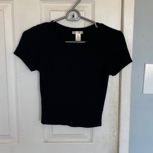 Ribbed cropped t-shirt